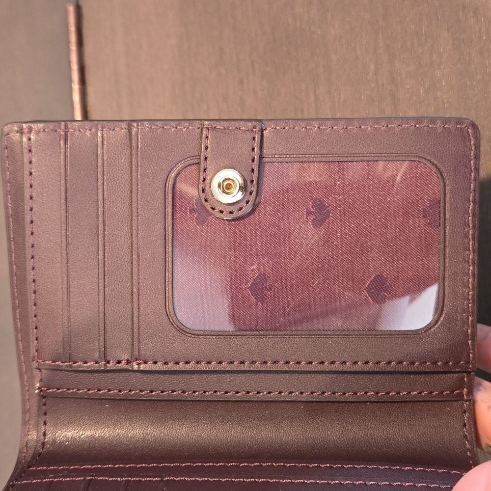 Kate Spade Wallet - Picture 6 of 7